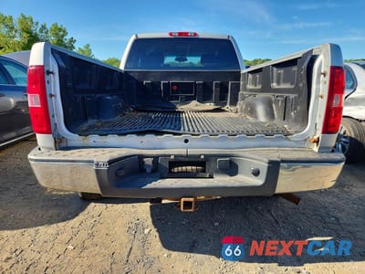 Zdjęcie 6 z 12 samochodu: 2013 CHEVROLET SILVERADO K1500 LT VIN:1GCRKSEA9DZ339081 - miniatura