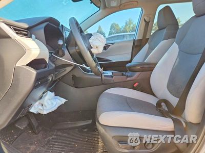 Zdjęcie 7 z 13 samochodu: 2020 TOYOTA RAV4 XLE VIN:2T3W1RFV8LC070717 - miniatura