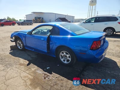 Drugie zdjęcie samochodu z przodu: 2000 FORD MUSTANG VIN:1FAFP4041YF157891 - miniatura