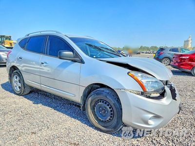 Czwarte zdjęcie samochodu z boku: 2014 NISSAN ROGUE SELECT S VIN:JN8AS5MT7EW621826 - miniatura