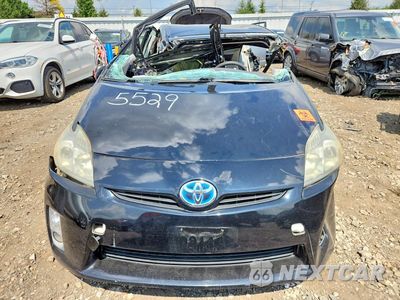 Piąte zdjęcie samochodu w środku: 2011 TOYOTA PRIUS THREE VIN:JTDKN3DU5B1415529 - miniatura
