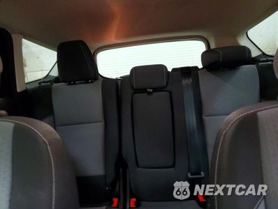 Zdjęcie 10 z 14 samochodu: 2018 FORD ESCAPE SE VIN:1FMCU9GD7JUA53377 - miniatura