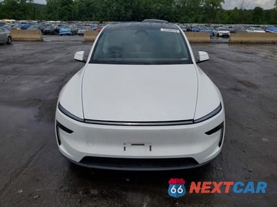 Piąte zdjęcie samochodu w środku: 2026 TESLA MODEL Y VIN:7SAYGDEE0TA447525 - miniatura