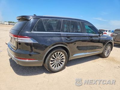 Trzecie zdjęcie samochodu z tyłu: 2020 LINCOLN AVIATOR RESERVE VIN:5LM5J7XC6LGL13196 - miniatura