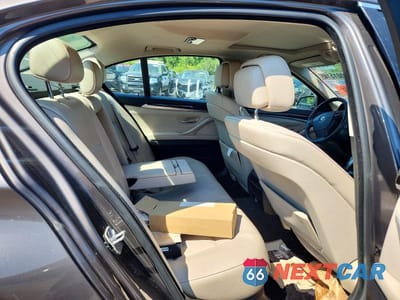 Zdjęcie 10 z 12 samochodu: 2013 BMW 528 XI VIN:WBAXH5C52DDW13194 - miniatura