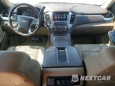 Zdjęcie 8 z 14 samochodu: 2017 CHEVROLET SUBURBAN K1500 PREMIER VIN:1GNSKJKC2HR248068 - miniatura