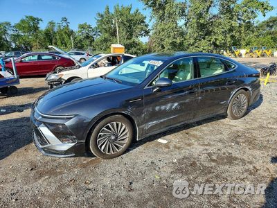 2025 HYUNDAI SONATA HYBRID SEL KMHL34JJ6SA104018 - główne zdjęcie licytacji z USA - miniatura