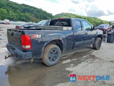 Trzecie zdjęcie samochodu z tyłu: 2008 GMC SIERRA K1500 VIN:2GTEK19J881100672 - miniatura