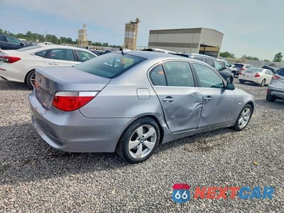 Trzecie zdjęcie samochodu z tyłu: 2007 BMW 525 XI VIN:WBANF33537CS41702 - miniatura