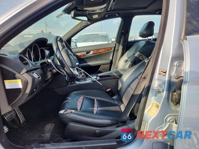Zdjęcie 7 z 12 samochodu: 2013 MERCEDES-BENZ C 300 4MATIC VIN:WDDGF8AB4DR251896 - miniatura