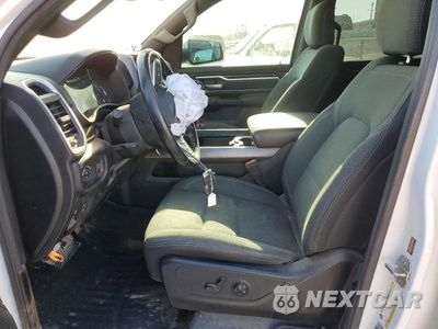 Zdjęcie 7 z 13 samochodu: 2020 RAM 1500 BIG HORN/LONE STAR VIN:1C6SRFFT0LN184440 - miniatura