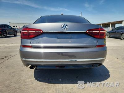 Zdjęcie 6 z 12 samochodu: 2017 VOLKSWAGEN PASSAT R-LINE VIN:1VWDT7A35HC064827 - miniatura