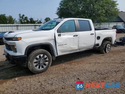 2024 CHEVROLET SILVERADO K2500 CUSTOM 2GC4YME72R1136008 - główne zdjęcie licytacji z USA - miniatura