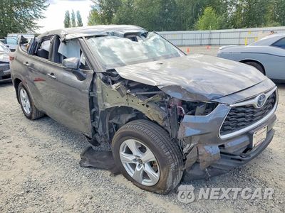 Czwarte zdjęcie samochodu z boku: 2023 TOYOTA HIGHLANDER HYBRID LE VIN:5TDBBRCH0PS112362 - miniatura