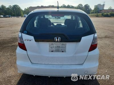 Zdjęcie 6 z 12 samochodu: 2013 HONDA FIT VIN:JHMGE8H37DC074659 - miniatura