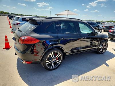 Trzecie zdjęcie samochodu z tyłu: 2014 PORSCHE CAYENNE TURBO VIN:WP1AC2A26ELA87317 - miniatura