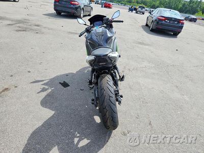 Czwarte zdjęcie samochodu z boku: 2022 KAWASAKI EX650 N VIN:ML5EXEN14NDA66824 - miniatura