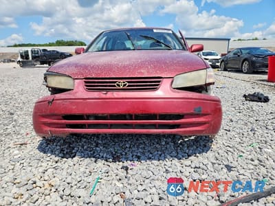 Piąte zdjęcie samochodu w środku: 1997 TOYOTA CAMRY XLE V6 VIN:4T1BF22K0VU006362 - miniatura