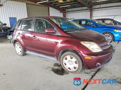 Czwarte zdjęcie samochodu z boku: 2004 SCION XA BASE VIN:JTKKT604640046176 - miniatura