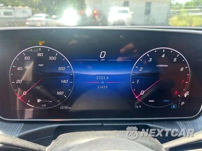 Zdjęcie 13 z 15 samochodu: 2025 MERCEDES-BENZ C 300 4MATIC VIN:W1KAF4HB8SR247822 - miniatura