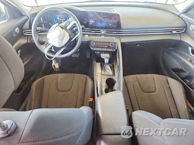 Zdjęcie 8 z 12 samochodu: 2024 HYUNDAI ELANTRA SEL VIN:KMHLM4DG8RU672499 - miniatura