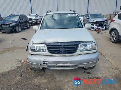Piąte zdjęcie samochodu w środku: 2003 SUZUKI GRAND VITARA JLX LIMITED VIN:JS3TD62V034104161 - miniatura