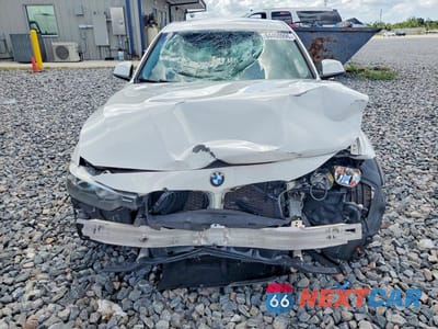 Piąte zdjęcie samochodu w środku: 2015 BMW 320 I VIN:WBA3B1G59FNT64828 - miniatura
