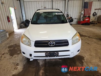 Piąte zdjęcie samochodu w środku: 2006 TOYOTA RAV4 BASE VIN:JTMBD33V966013129 - miniatura