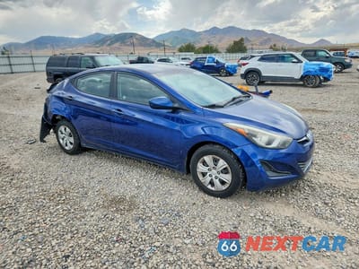 Czwarte zdjęcie samochodu z boku: 2016 HYUNDAI ELANTRA SE VIN:5NPDH4AE4GH739381 - miniatura
