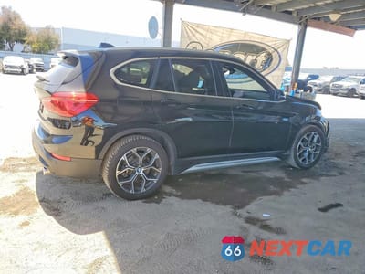 Trzecie zdjęcie samochodu z tyłu: 2021 BMW X1 XDRIVE28I VIN:WBXJG9C06M5S39886 - miniatura