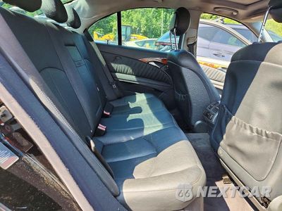 Zdjęcie 10 z 12 samochodu: 2004 MERCEDES-BENZ E 500 4MATIC VIN:WDBUF83J94X118143 - miniatura