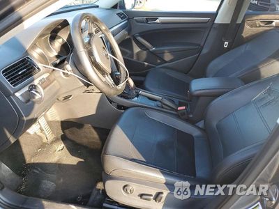 Zdjęcie 7 z 12 samochodu: 2017 VOLKSWAGEN PASSAT R-LINE VIN:1VWDT7A37HC004015 - miniatura