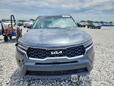 Piąte zdjęcie samochodu w środku: 2023 KIA SORENTO LX VIN:5XYRG4LC4PG248059 - miniatura