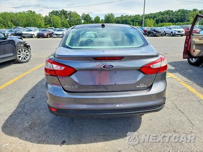 Zdjęcie 6 z 12 samochodu: 2013 FORD FOCUS SE VIN:1FADP3F28DL292465 - miniatura