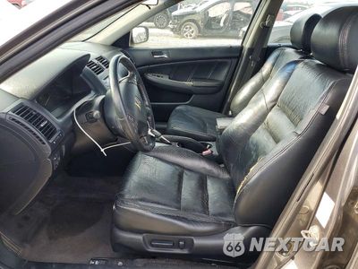 Zdjęcie 7 z 12 samochodu: 2006 HONDA ACCORD EX VIN:1HGCM66556A028968 - miniatura