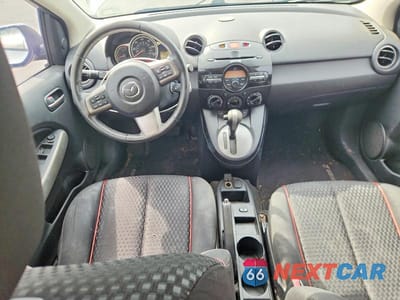 Zdjęcie 8 z 12 samochodu: 2011 MAZDA MAZDA2 VIN:JM1DE1HY5B0102237 - miniatura