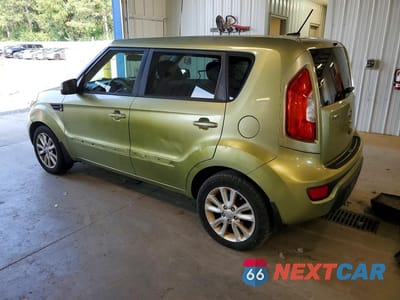 Drugie zdjęcie samochodu z przodu: 2013 KIA SOUL + VIN:KNDJT2A6XD7596449 - miniatura