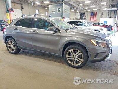 Czwarte zdjęcie samochodu z boku: 2015 MERCEDES-BENZ GLA 250 4MATIC VIN:WDCTG4GB6FJ119756 - miniatura