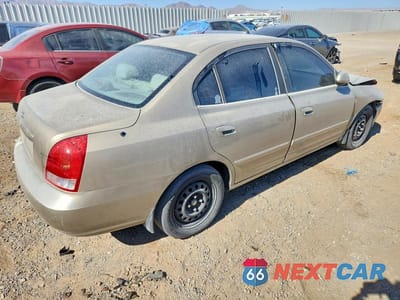 Trzecie zdjęcie samochodu z tyłu: 2001 HYUNDAI ELANTRA GLS VIN:KMHDN45D41U222861 - miniatura