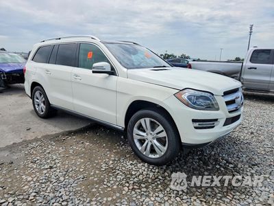 Czwarte zdjęcie samochodu z boku: 2013 MERCEDES-BENZ GL 450 4MATIC VIN:4JGDF7CE8DA169758 - miniatura
