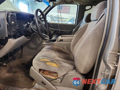 Zdjęcie 7 z 13 samochodu: 2004 GMC YUKON XL K1500 VIN:3GKFK16Z54G251859 - miniatura
