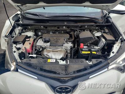 Zdjęcie 11 z 12 samochodu: 2018 TOYOTA RAV4 LIMITED VIN:JTMDFREV7JJ733084 - miniatura