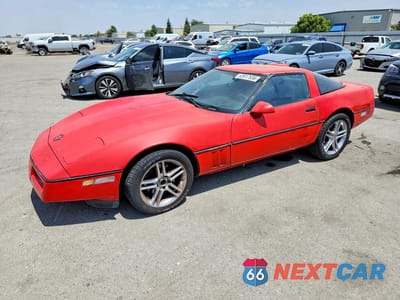 1990 CHEVROLET CORVETTE 1G1YY2388L5105748 - główne zdjęcie licytacji z USA - miniatura