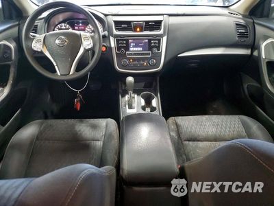 Zdjęcie 8 z 12 samochodu: 2018 NISSAN ALTIMA 2.5 S VIN:1N4AL3AP2JC240889 - miniatura