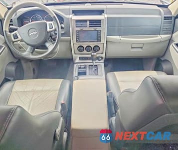 Zdjęcie 8 z 12 samochodu: 2008 JEEP LIBERTY LIMITED VIN:1J8GN58K18W217318 - miniatura