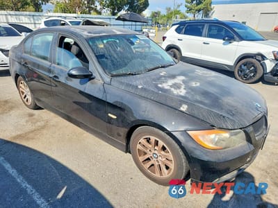 Czwarte zdjęcie samochodu z boku: 2007 BMW 328 I SULEV VIN:WBAVC53547FZ80113 - miniatura