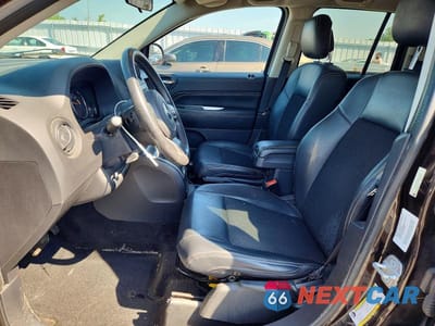 Zdjęcie 7 z 12 samochodu: 2014 JEEP COMPASS LATITUDE VIN:1C4NJDEB8ED707030 - miniatura