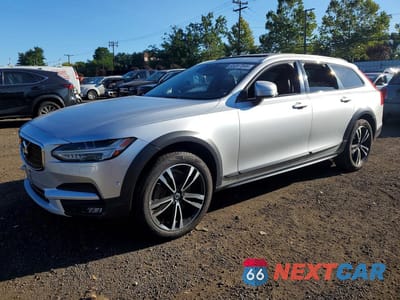 2018 VOLVO V90 CROSS COUNTRY T5 MOMENTUM YV4102NK9J1013655 - główne zdjęcie licytacji z USA - miniatura