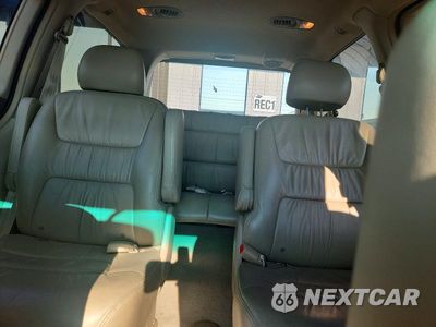 Zdjęcie 10 z 13 samochodu: 2004 HONDA ODYSSEY EXL VIN:5FNRL18994B134617 - miniatura