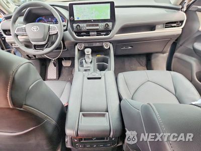 Zdjęcie 8 z 13 samochodu: 2025 TOYOTA GRAND HIGHLANDER LIMITED VIN:5TDAAAA50SS028513 - miniatura